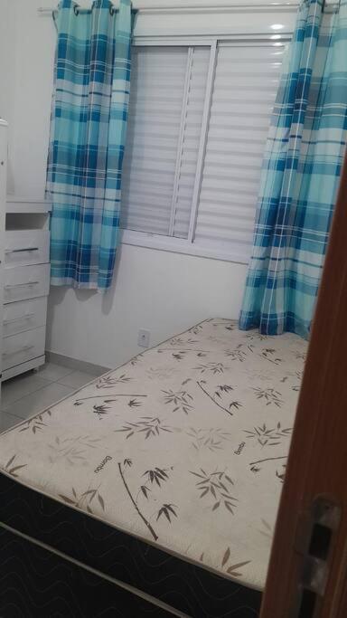Apto Em Ubatuba Divisa Com A Praia De Itagua E Facil Acesso As Praias Fica Ao Lado Do Atacado Tenda Da Rodovia Rio Santos Buitenkant foto
